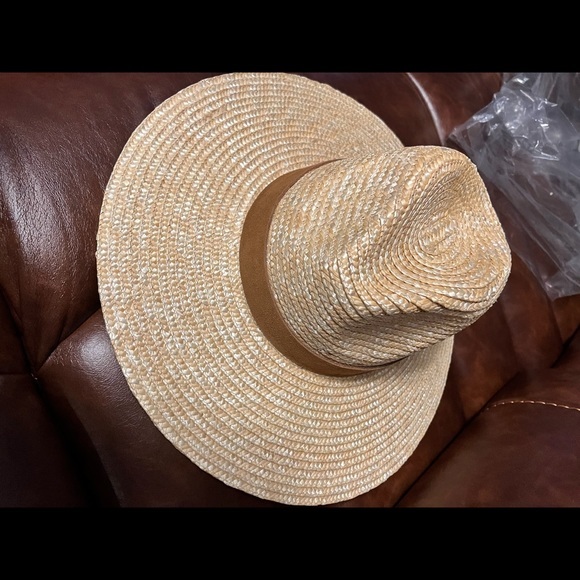 Gigi-Pip Fedora - Picture 5 of 10